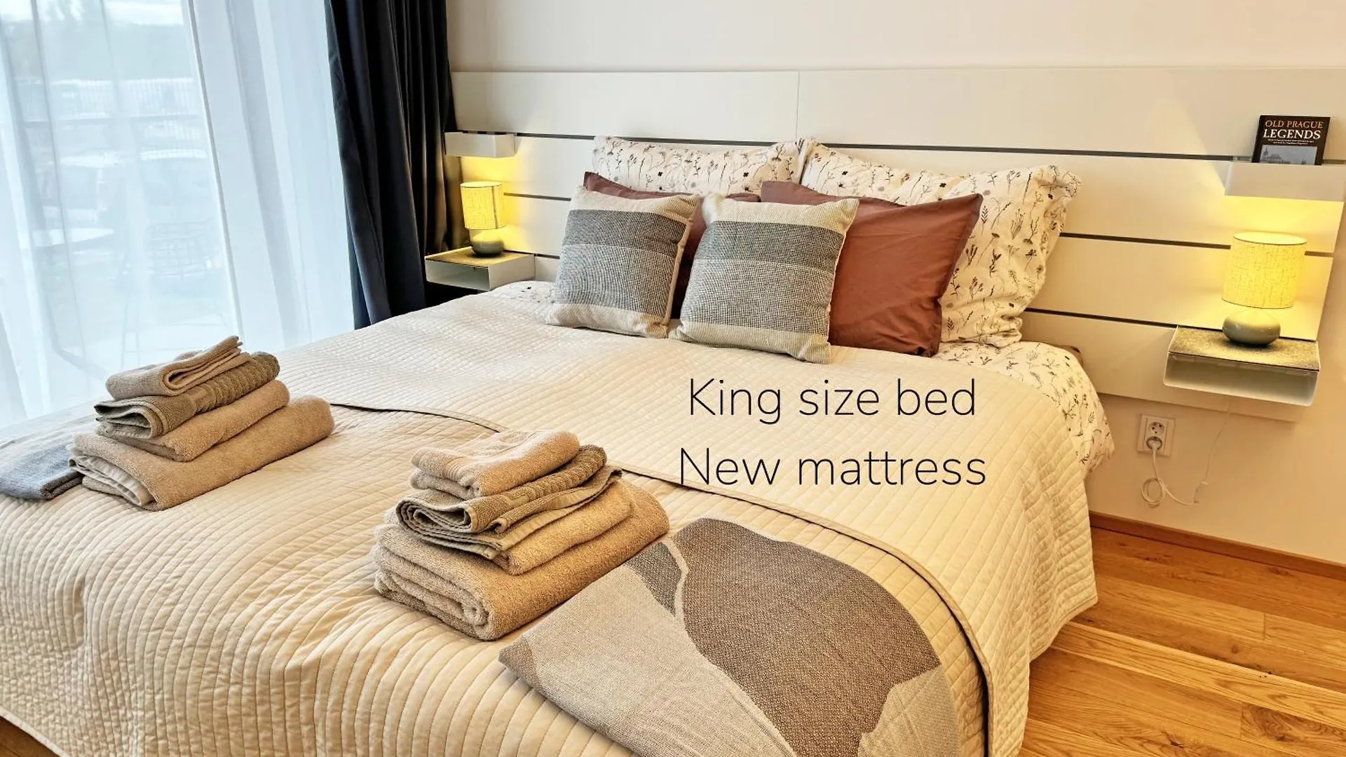 New Studio, King Bed, Free Parking, Terrace Πράγα Διαμέρισμα