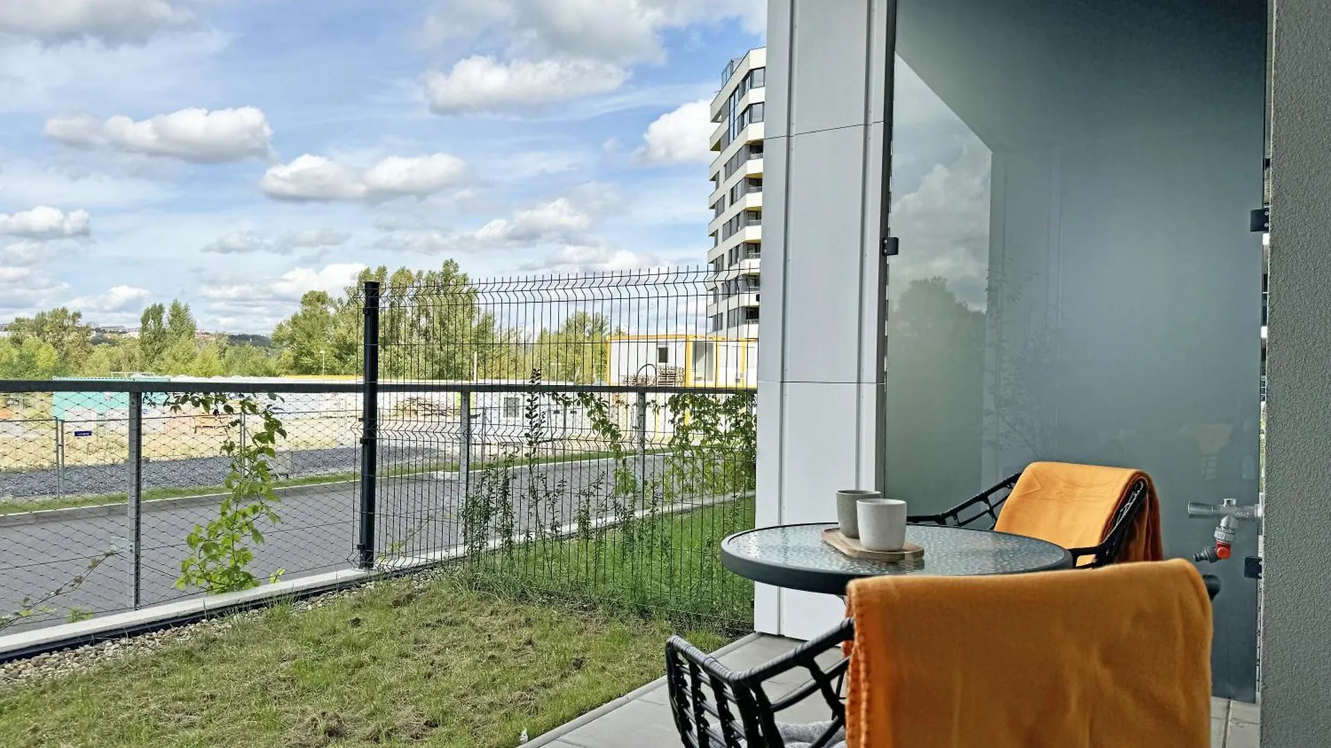 Apartmán New Studio, King Bed, Free Parking, Terrace Praha Česká republika