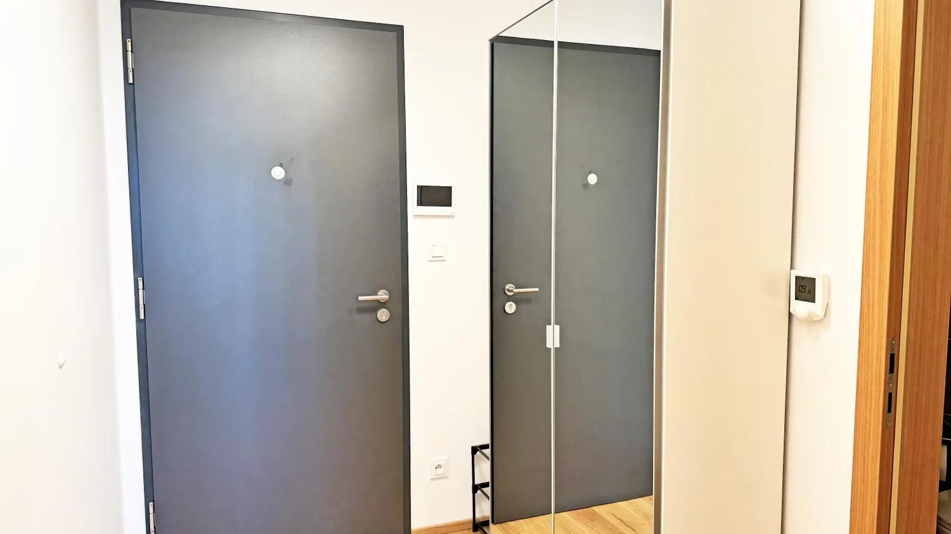 Apartmán New Studio, King Bed, Free Parking, Terrace Praha